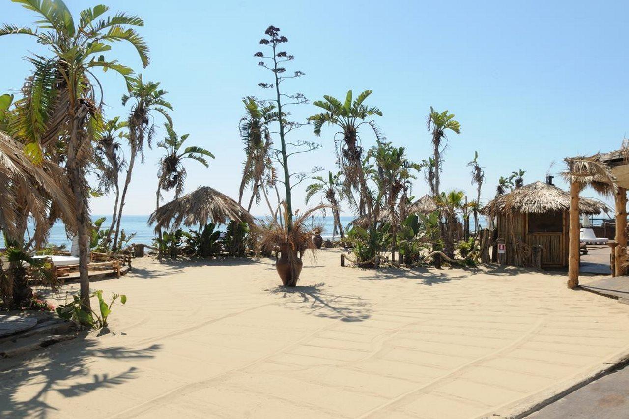 Villaggio Albergo Internazionale La Plaja Катания Екстериор снимка