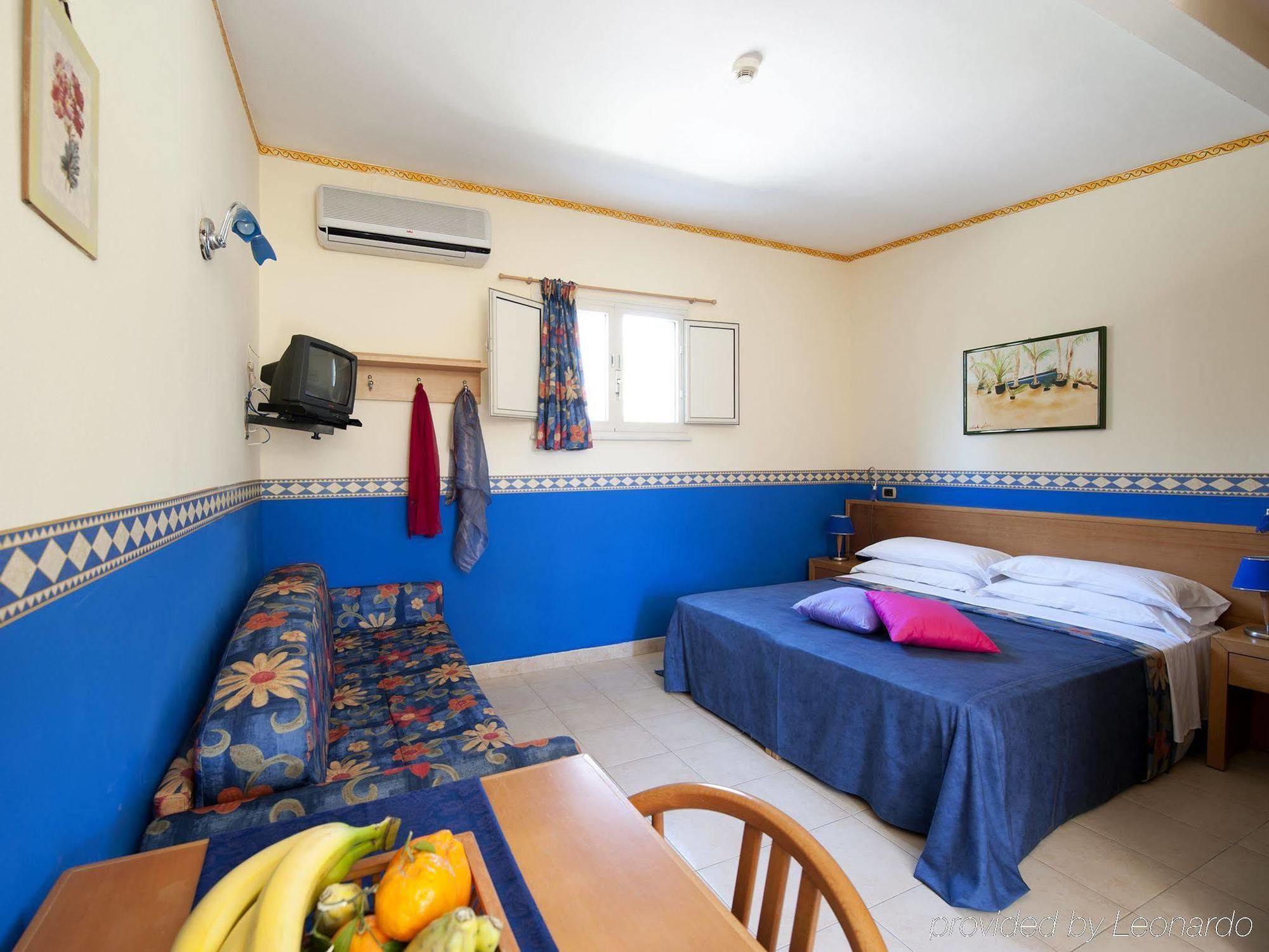 Villaggio Albergo Internazionale La Plaja Катания Екстериор снимка