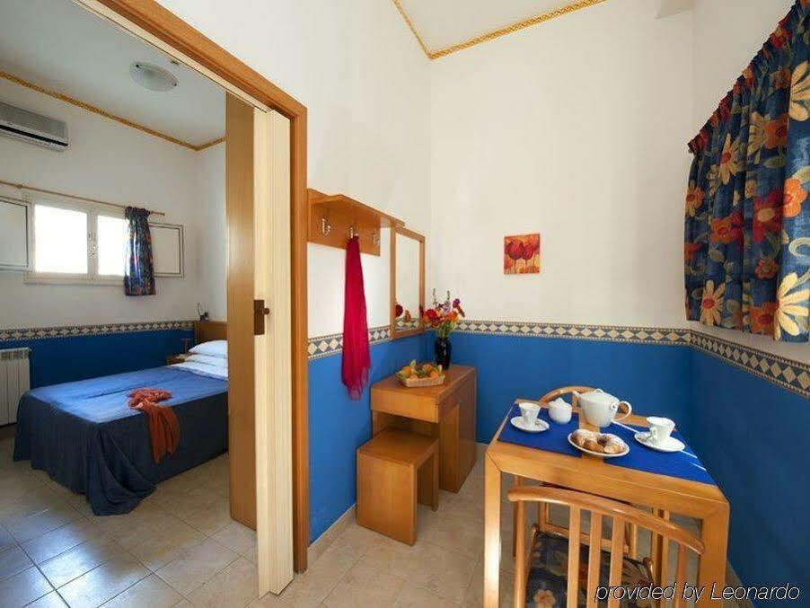 Villaggio Albergo Internazionale La Plaja Катания Екстериор снимка